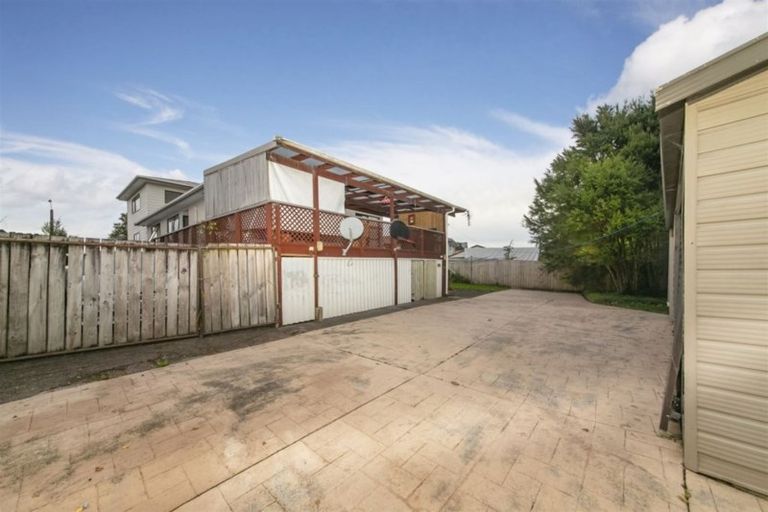 Photo of property in 30 Arodella Crescent, Ranui, Auckland, 0612