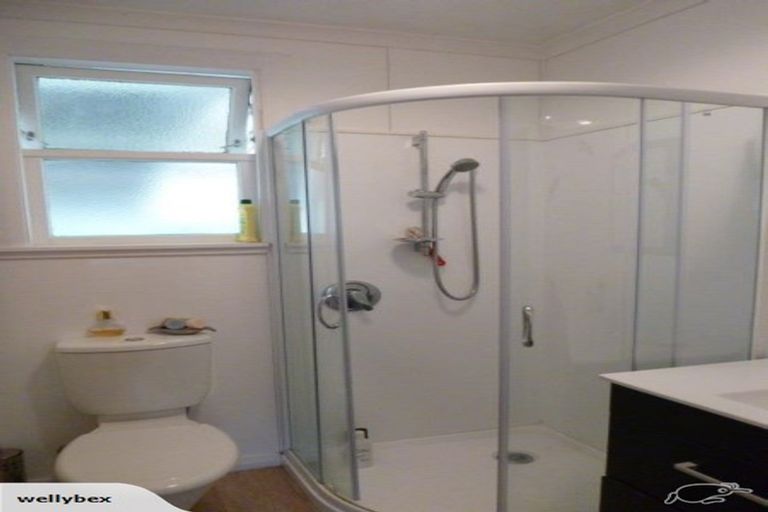 Photo of property in 1 Julyan Street, Shannon, 4821