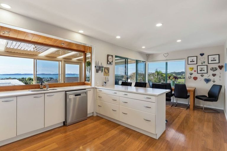 Photo of property in 11 Karaka Road, Beachlands, Auckland, 2018