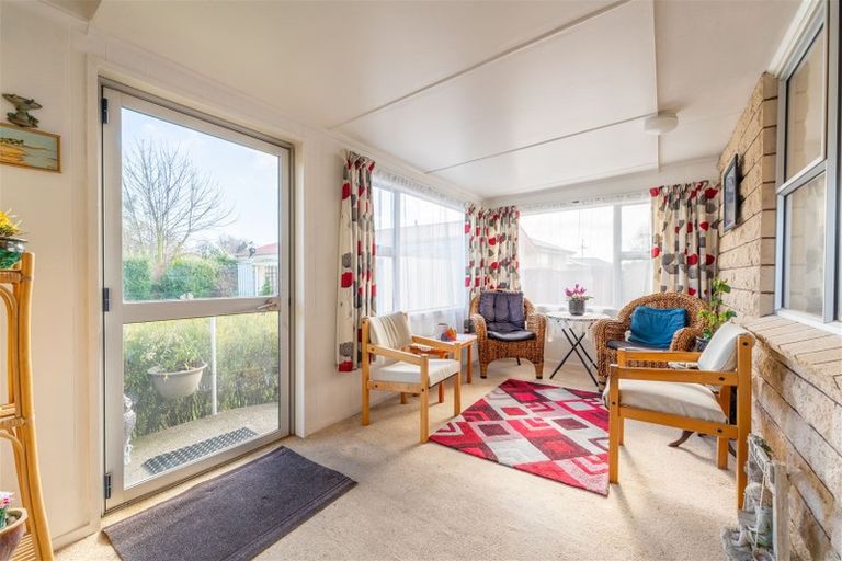 Photo of property in 20 Paul Street, Waimate, 7924