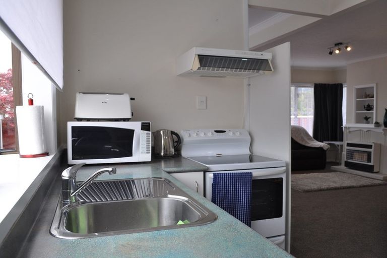 Photo of property in 57 Kowhai Avenue, Ebdentown, Upper Hutt, 5018