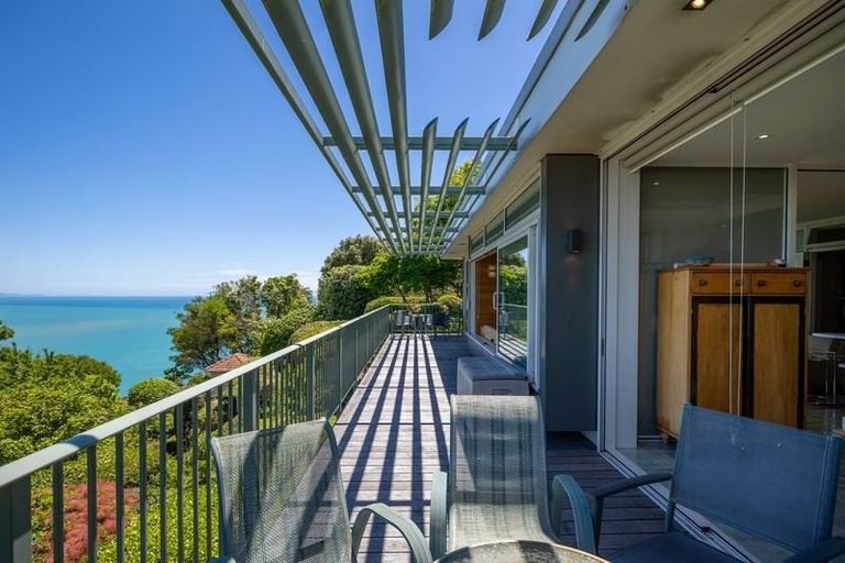 Photo of property in 274 Princes Drive, Britannia Heights, Nelson, 7010