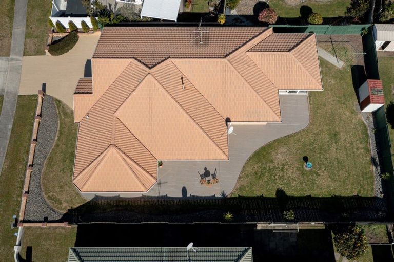 Photo of property in 4 Monterey Key, Papamoa Beach, Papamoa, 3118