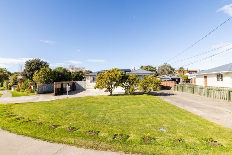 Photo of property in 530 Main North Road, Bay View, Napier, 4104