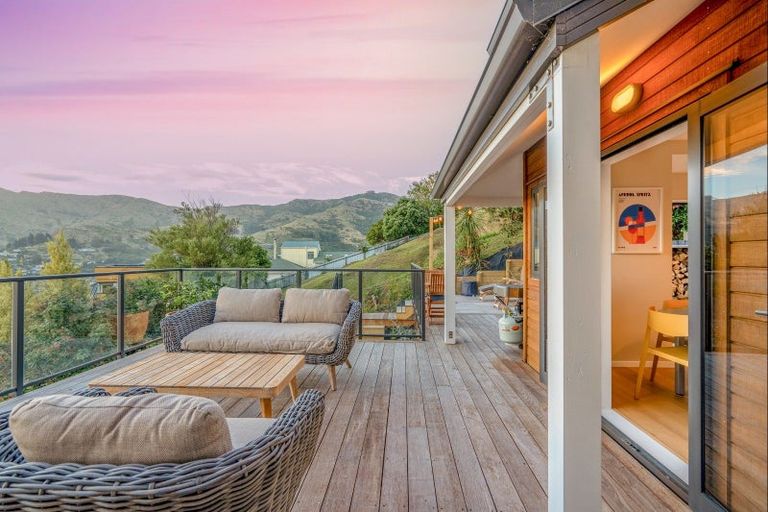 Photo of property in 30 Gilmour Terrace, Lyttelton, 8082