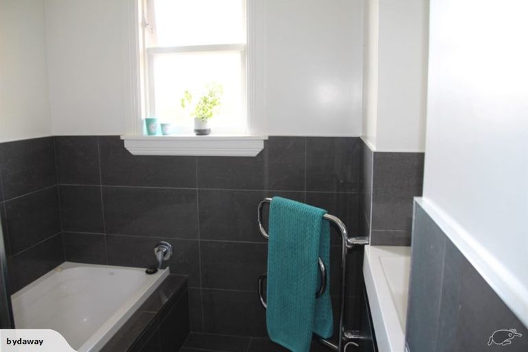 Photo of property in 65 Taylor Road, Mangere Bridge, Auckland, 2022