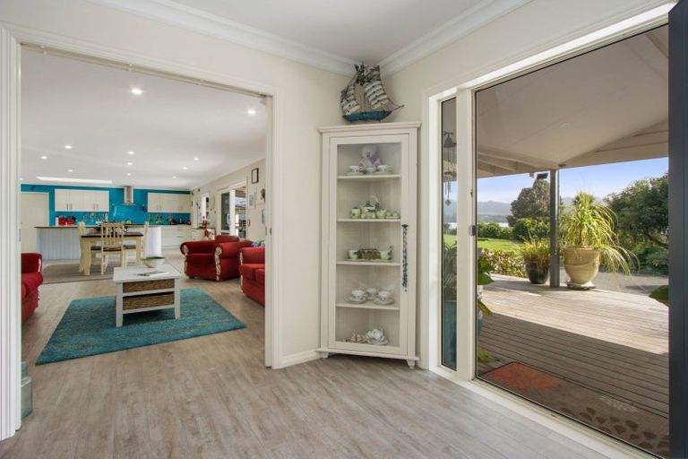 Photo of property in 365 Tuapiro Road, Tahawai, Katikati, 3170