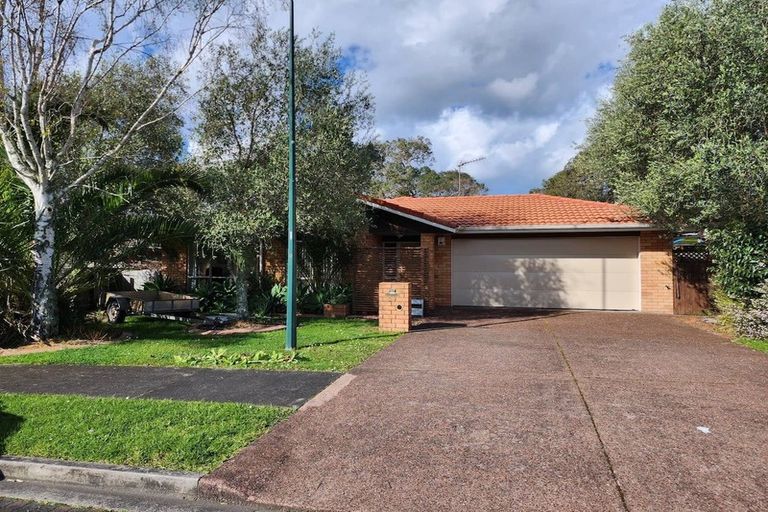 Photo of property in 20 Amherst Place, Albany, Auckland, 0632