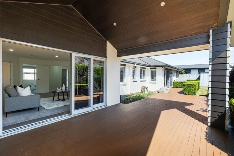 Photo of property in 22 Moonlight Drive, Rototuna North, Hamilton, 3210