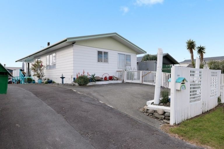 Photo of property in 241a Dickson Road, Papamoa Beach, Papamoa, 3118