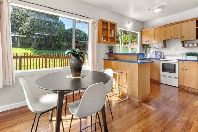 Photo of property in 110 Cambridge Road, Hillcrest, Hamilton, 3216