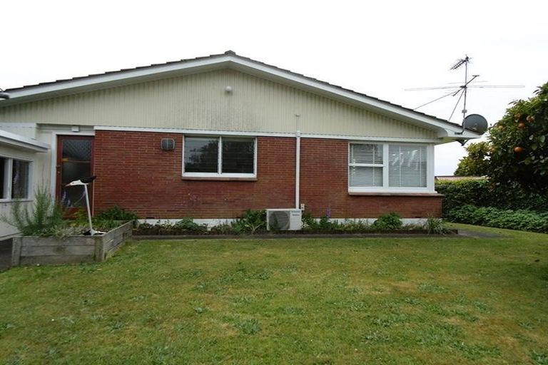 Photo of property in 13 Mccall Place, Opaheke, Papakura, 2113