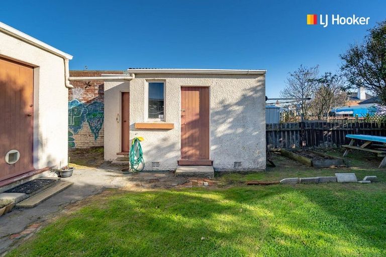 Photo of property in 77 Fawcett Street, South Dunedin, Dunedin, 9012
