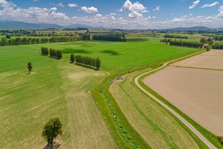 Photo of property in 247 Mahaki Road, Dyerville, Martinborough, 5781