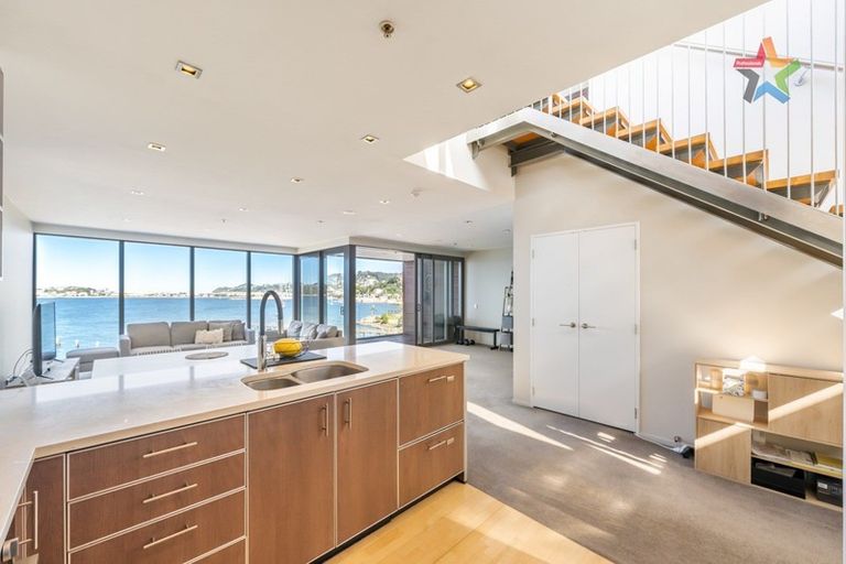 Photo of property in Patent 326 Apartments, 507s/326 Evans Bay Parade, Hataitai, Wellington, 6021
