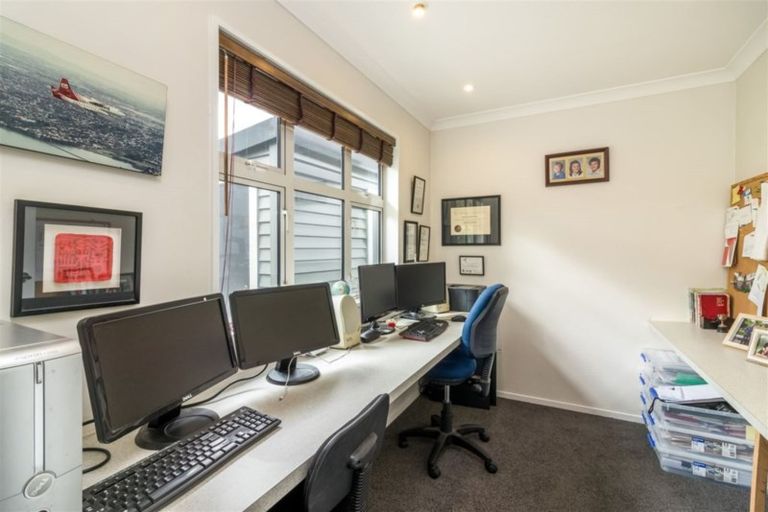 Photo of property in 90a Bryndwr Road, Bryndwr, Christchurch, 8052