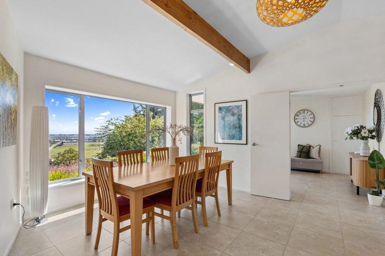 Photo of property in 831 Cashmere Road, Halswell, Christchurch, 8025