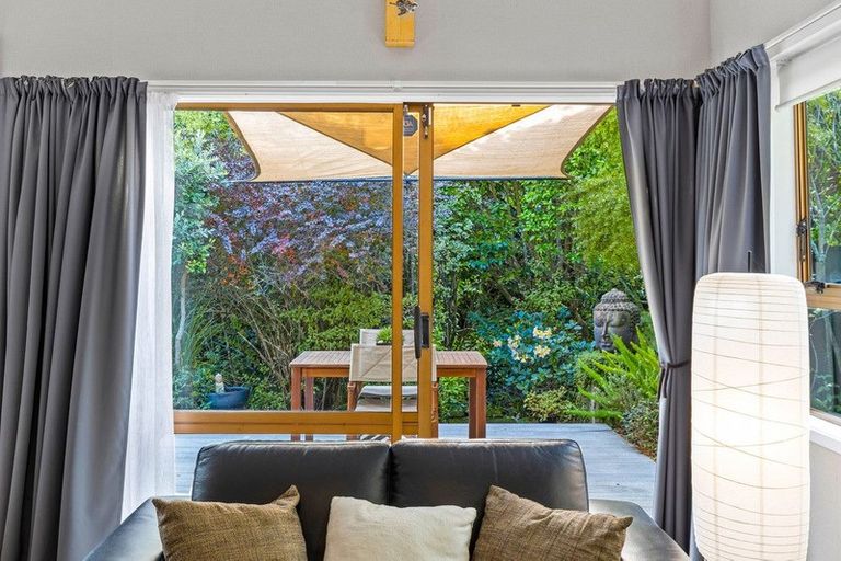 Photo of property in 3/34 Heathcote Road, Castor Bay, Auckland, 0620