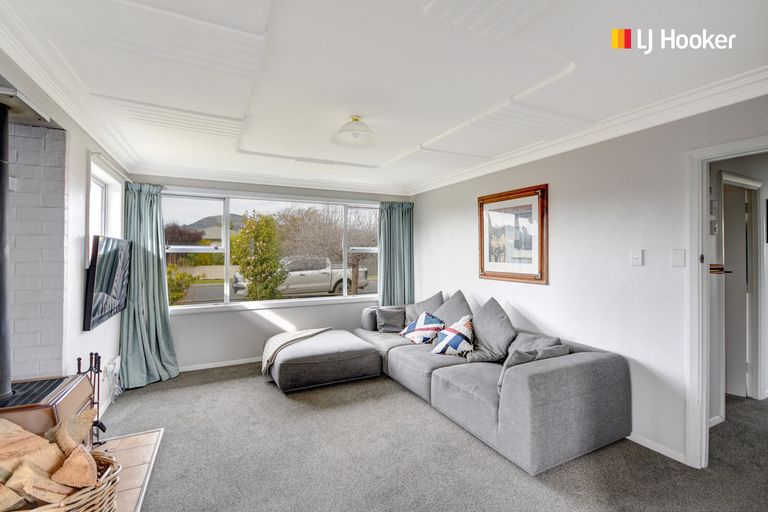 Photo of property in 1 Melville Street, Mosgiel, 9024