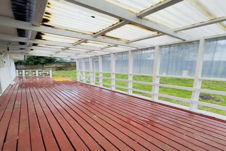 Photo of property in 90 Oriel Avenue, Tawa, Wellington, 5028