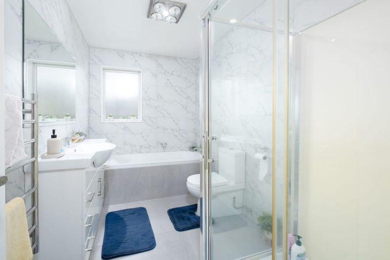 Photo of property in 140 Keri Vista Rise, Papakura, 2110