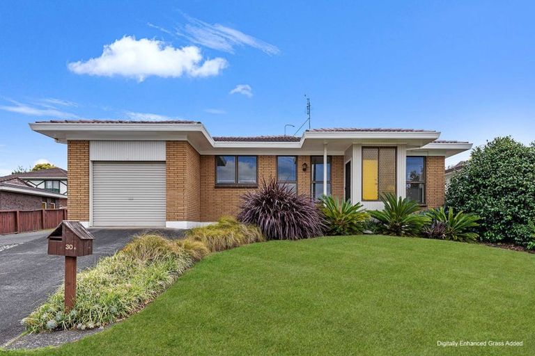 Photo of property in 1/30 Gills Avenue, Papakura, 2110