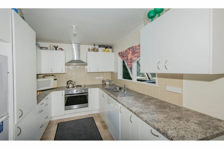 Photo of property in 12 Raurimu Avenue, Onerahi, Whangarei, 0110