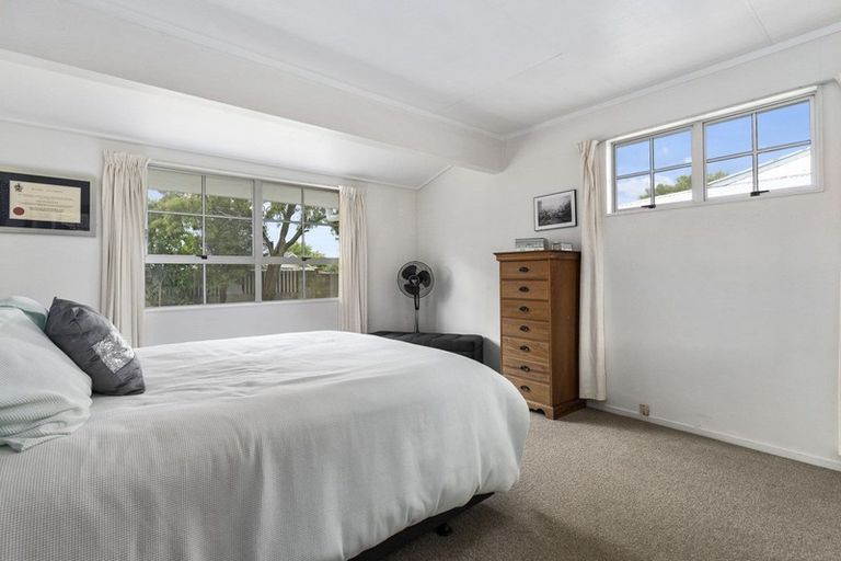 Photo of property in 72b Oakfield Crescent, Pukete, Hamilton, 3200