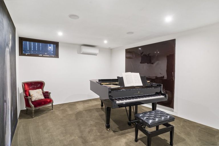 Photo of property in 45 Livingstone Street, Westmere, Auckland, 1022
