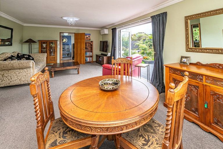 Photo of property in 1 Iwiroa Terrace, Durie Hill, Whanganui, 4500