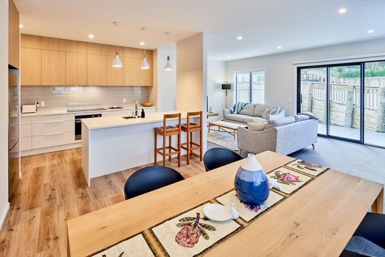 Photo of property in 6 Pakura Place, Wainuiomata, Lower Hutt, 5014