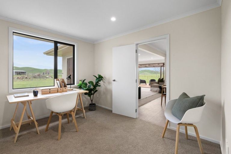 Photo of property in 361 Swamp Road, Fernhill, Napier, 4183