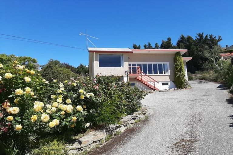 Photo of property in 15 Athenry Road, Bridge Hill, Alexandra, 9320