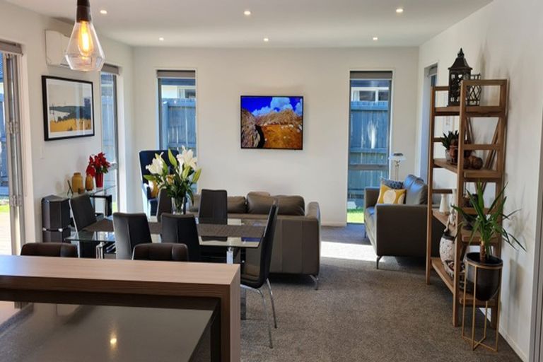 Photo of property in 22 Bradbury Avenue, Rolleston, 7614