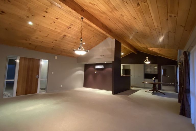 Photo of property in 114 Opaheke Road, Opaheke, Papakura, 2584