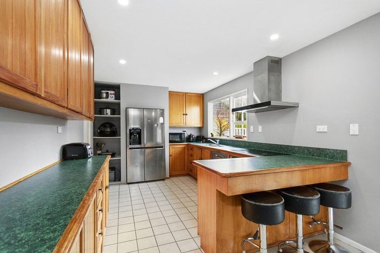 Photo of property in 7 Saint Hildas Glade, Tawa, Wellington, 5028