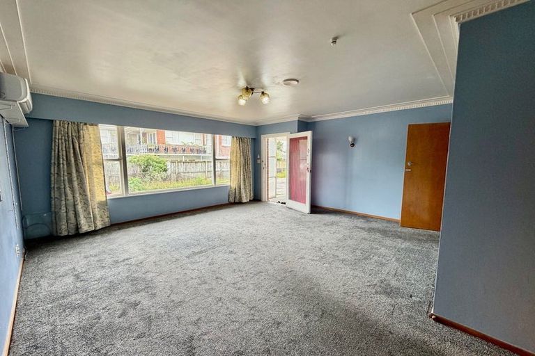 Photo of property in 2/34 Wallace Road, Papatoetoe, Auckland, 2025