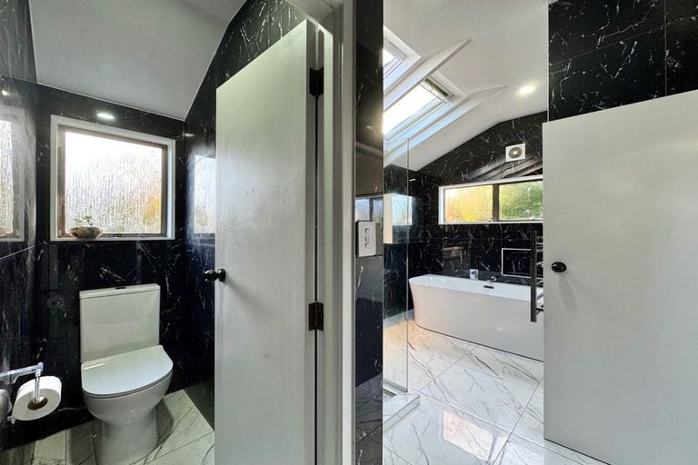 Photo of property in 11 Goodwood Drive, Goodwood Heights, Auckland, 2105