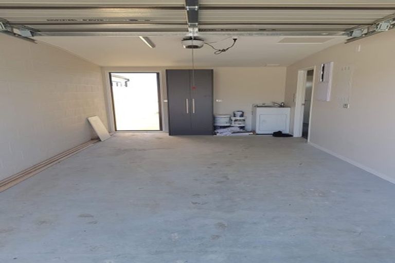 Photo of property in 22b Pakaraka Drive, Papakura, 2110