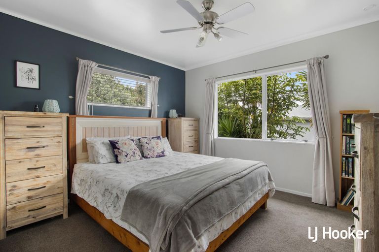 Photo of property in 128 Athenree Road, Athenree, Katikati, 3177