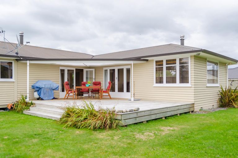 Photo of property in 49 Hilton Road, Carterton, 5713