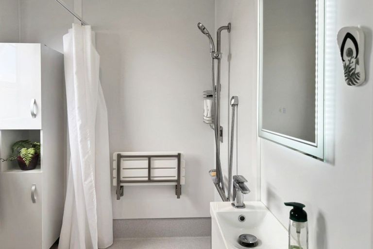 Photo of property in 12 Union Street, Foxton, 4814