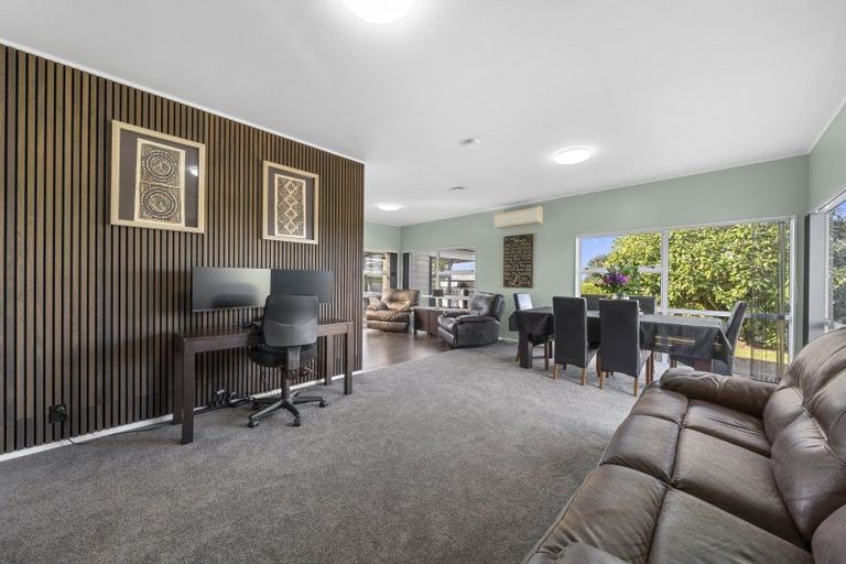 Photo of property in 968a Waiuku Road, Waiuku, 2681