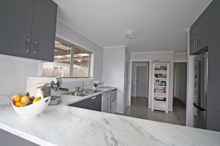 Photo of property in 16b Trimble Place, Bell Block, New Plymouth, 4312