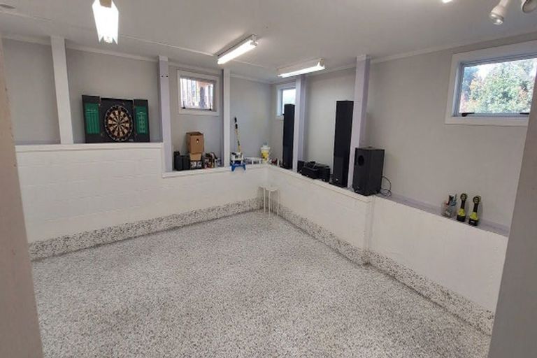 Photo of property in 45 Riverhills Avenue, Pakuranga Heights, Auckland, 2010