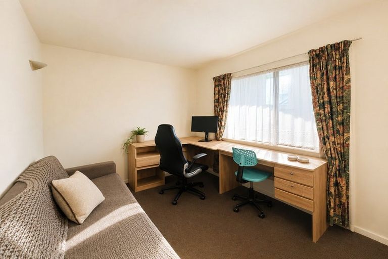 Photo of property in 2c/25 Maclean Street, Paraparaumu Beach, Paraparaumu, 5032