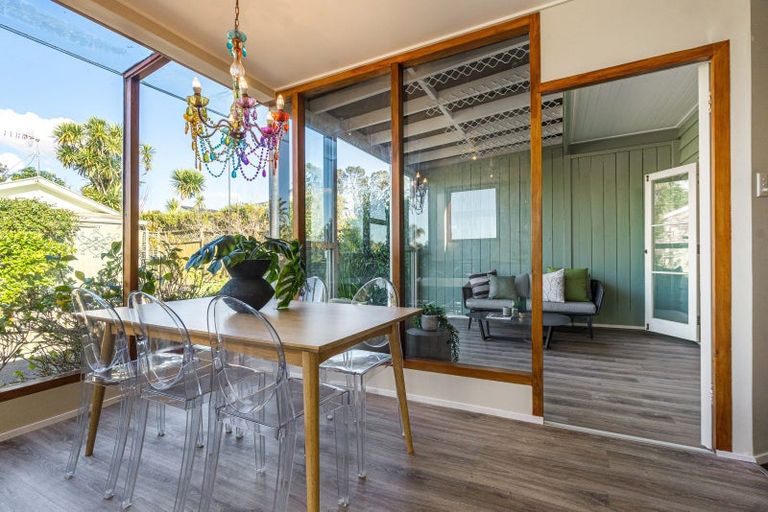 Photo of property in 39 Warwick Avenue, Westmere, Auckland, 1022