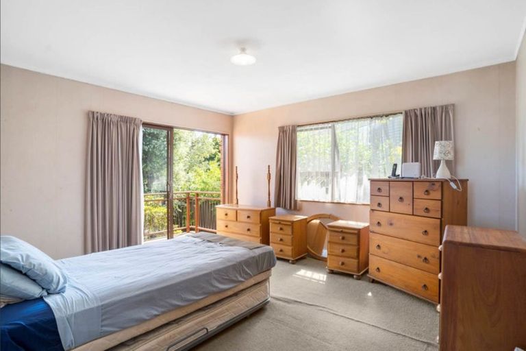 Photo of property in 33 Marriott Road, Pakuranga, Auckland, 2010