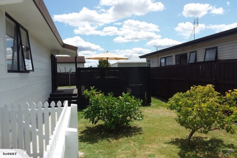 Photo of property in 4c Oak Avenue, Nawton, Hamilton, 3200