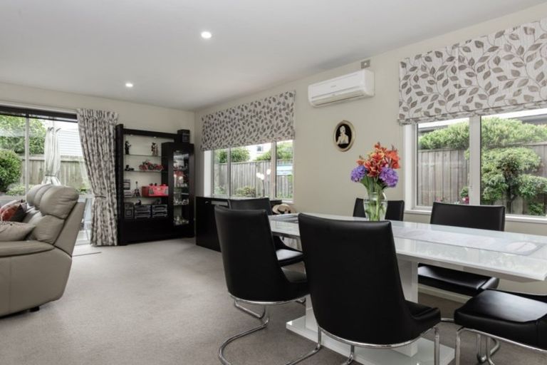 Photo of property in 3a Annies Lane, Aidanfield, Christchurch, 8025